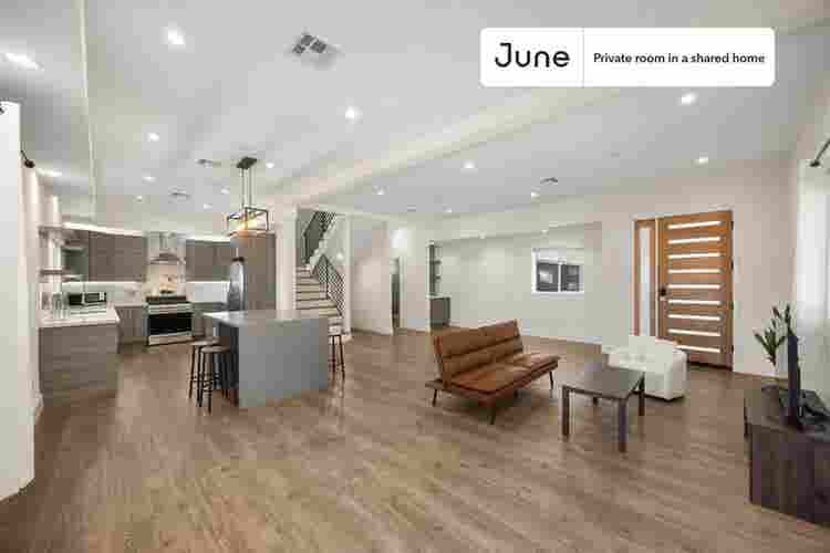 4 BR in Los Angeles