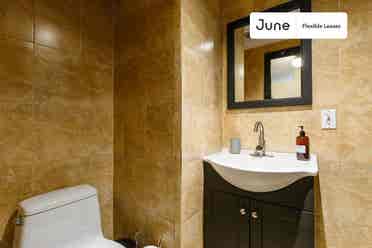 3 BR in New York City
