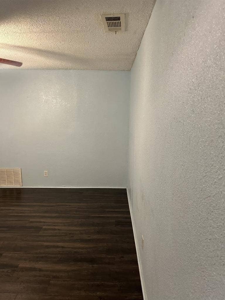 Duplex   
close downtown