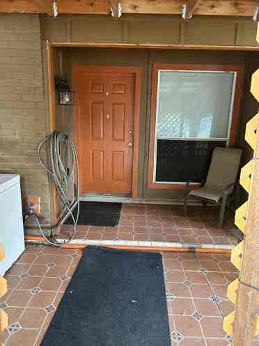 Duplex   
close downtown
