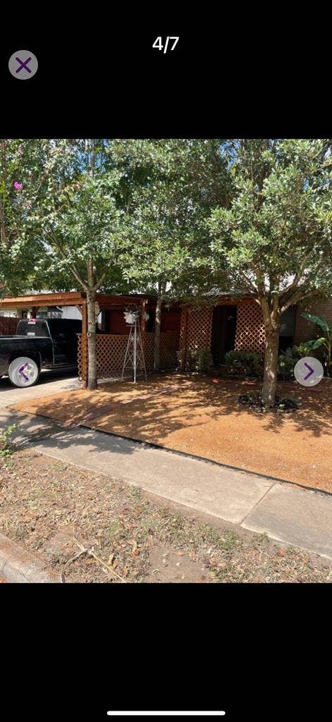 Duplex   
close downtown