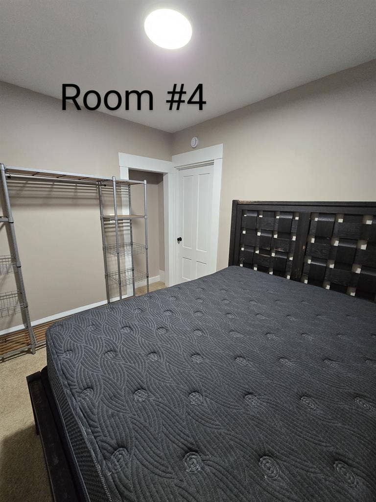 Room for Rent - Old Town