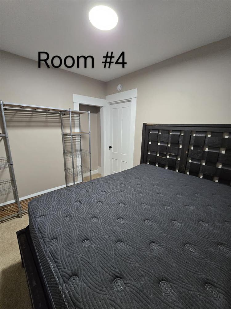 Room for Rent - Old Town