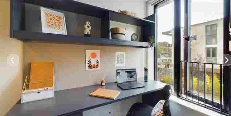 RAVILIOUS HOUSE BRIGHTON