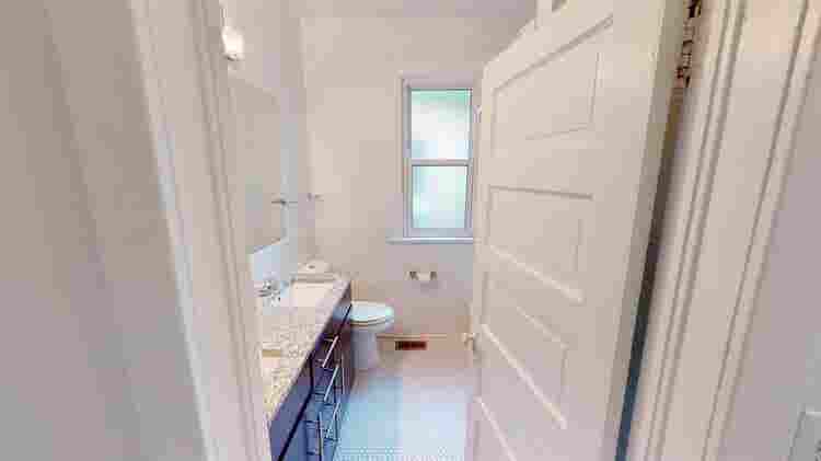 4 BR in Denver