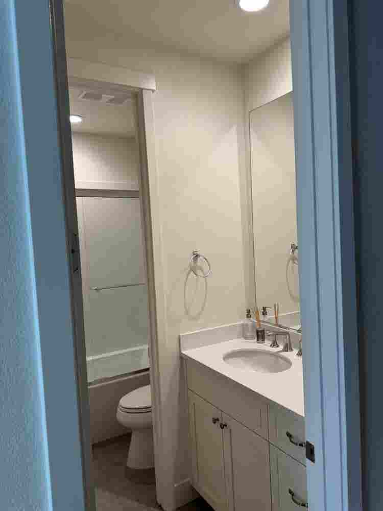 Private room with shared bathroom