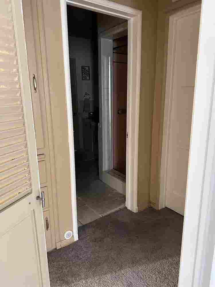 Private room w/shared bathroom