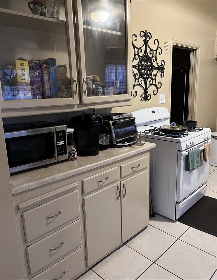 Private room w/shared bathroom