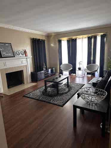 Private room w/shared bathroom