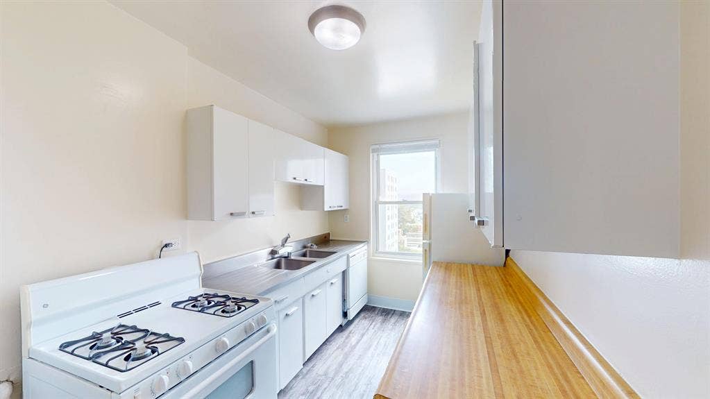 Your Ideal Roommate-Friendly 2BR