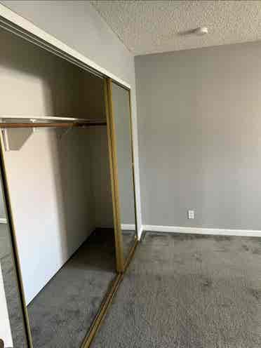 Private Room with En-suite for Rent