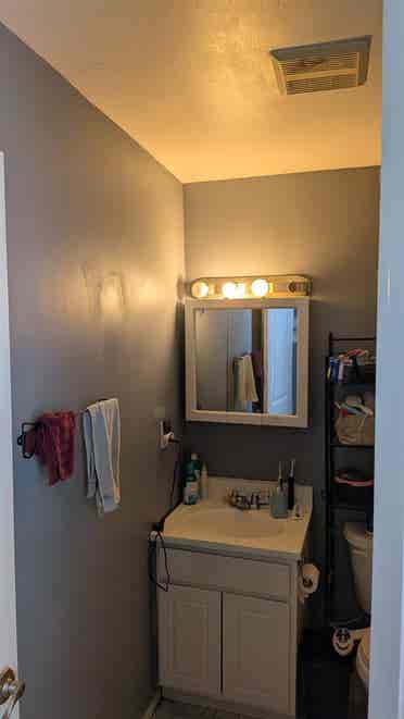 Room For Rent Little Italy