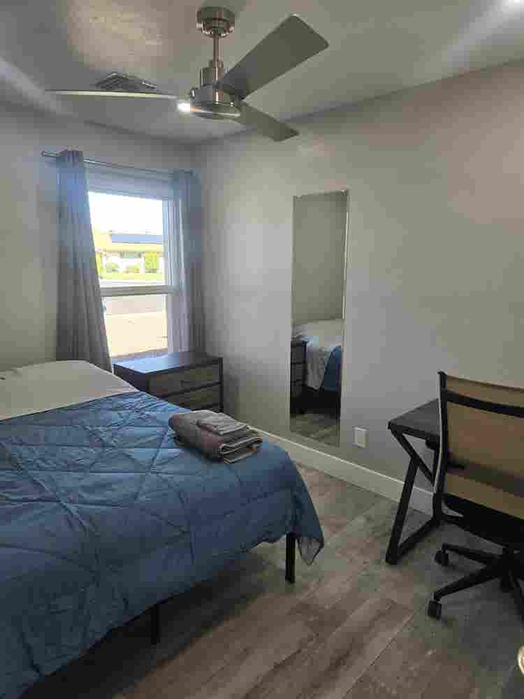 Peaceful Tempe Furnished Room