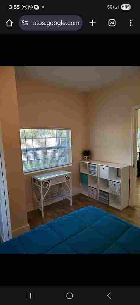 Private Bedroom in a Shared House