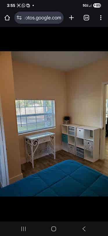 Private Bedroom in a Shared House