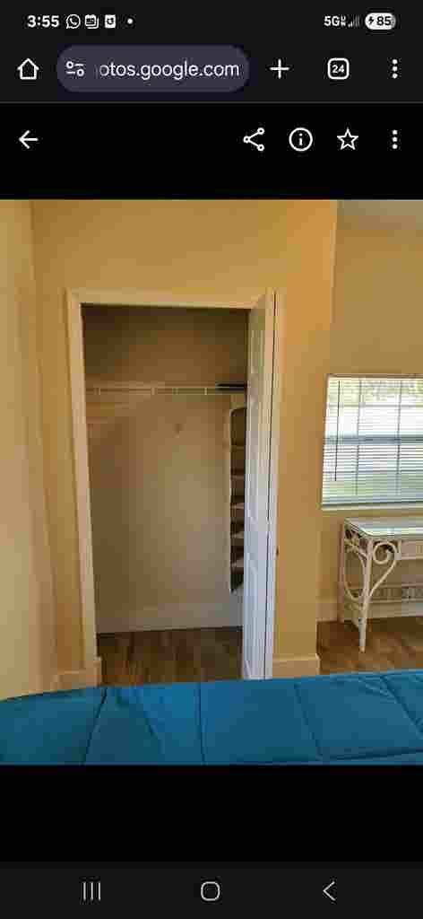 Private Bedroom in a Shared House