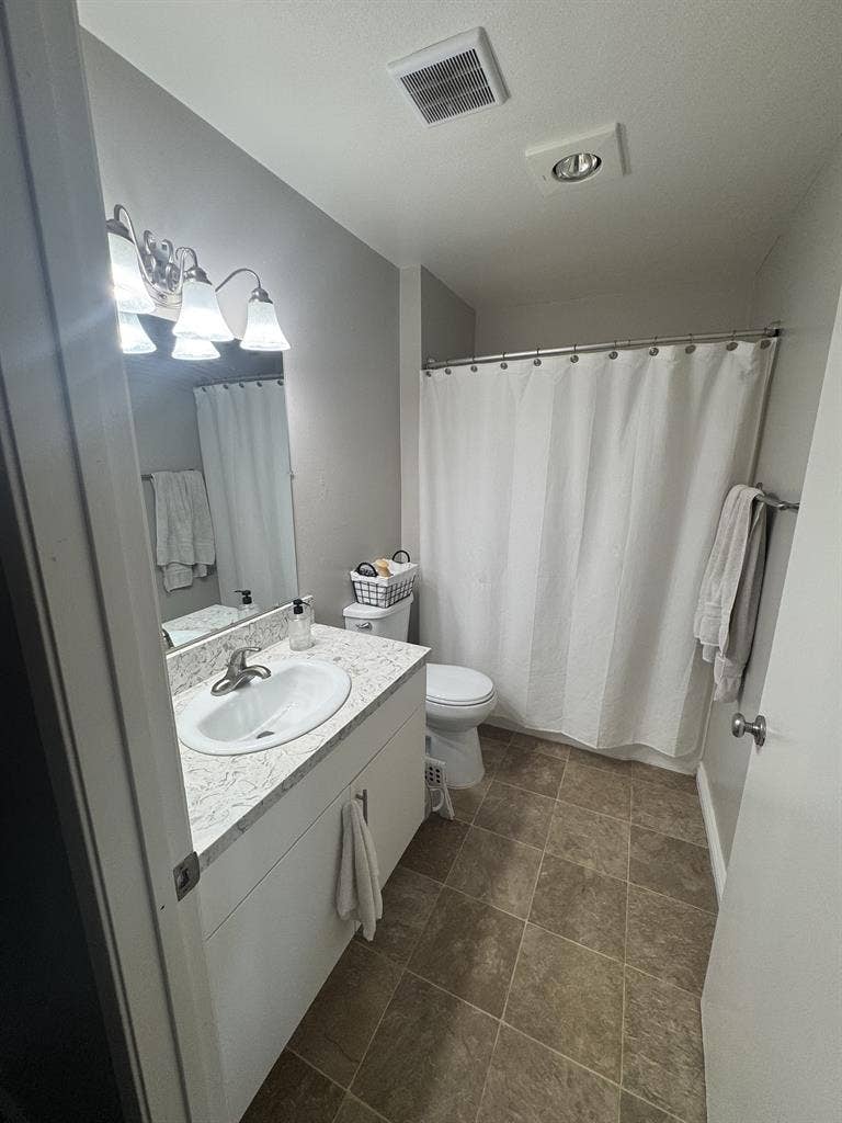 Room for Rent Poway (female only)
