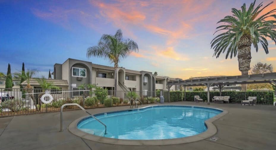 Room for Rent Poway (female only)