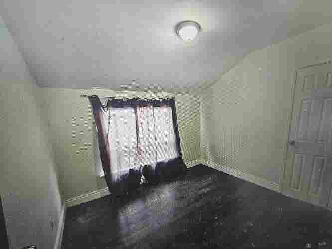 3 Rooms on Main Floor Available