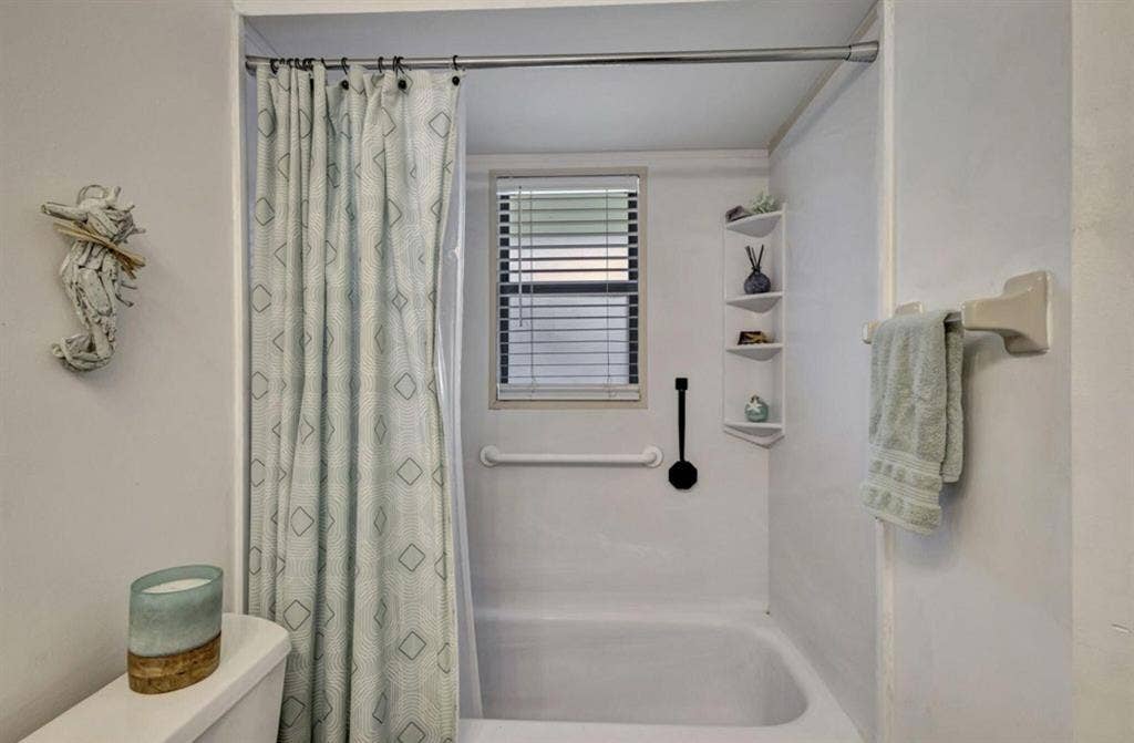 Bedroom for rent