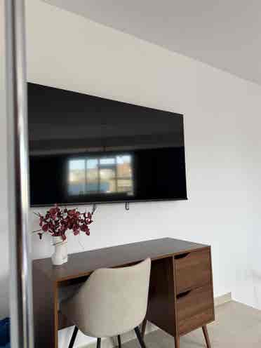 Msida l 1 Bedroom and Sofa Bed