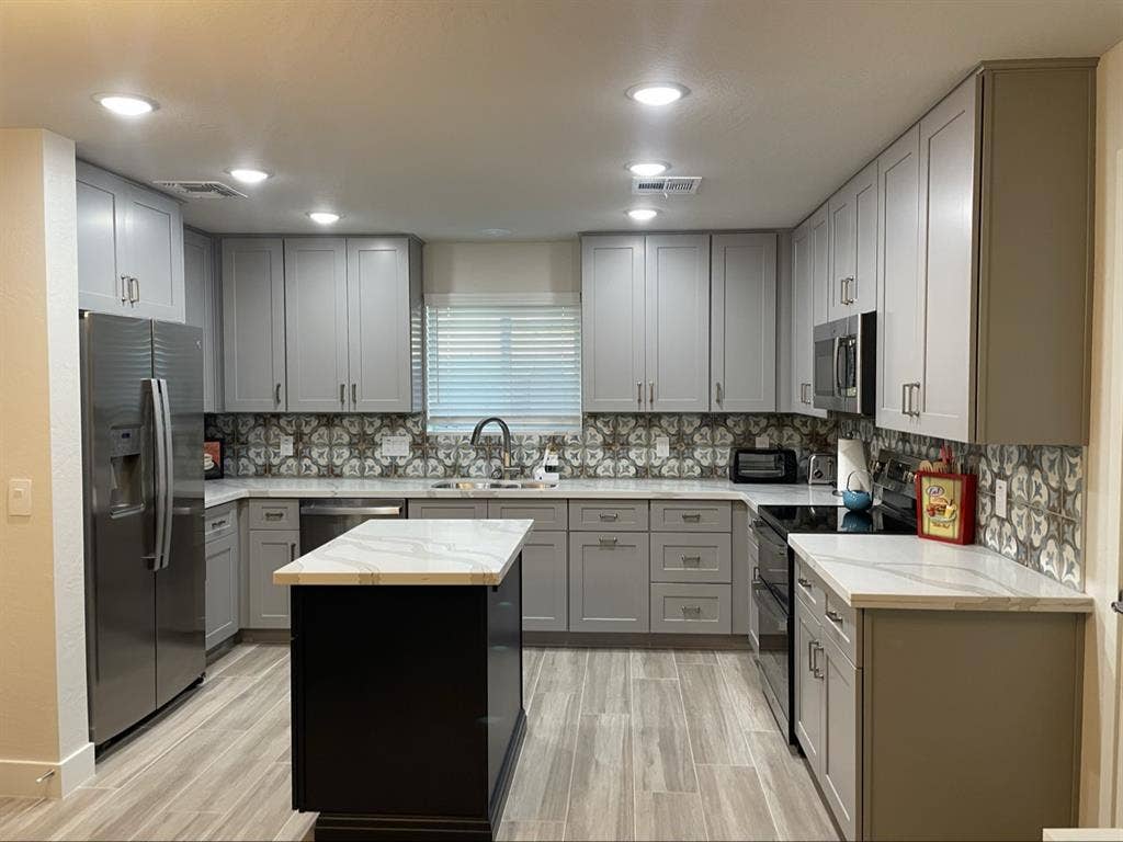 Female Roommate Wanted