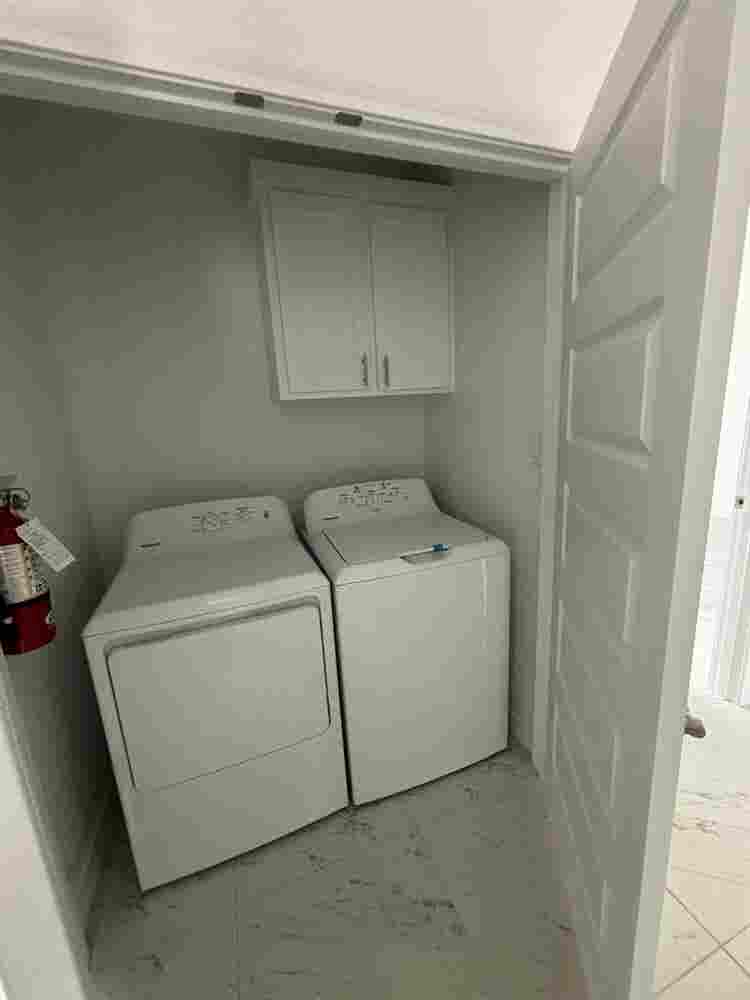 Cheap 3 Bedroom Furnished Available