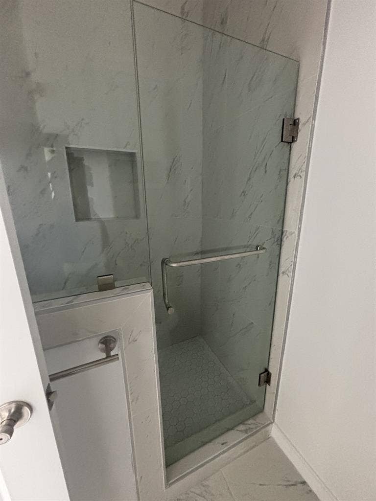 Cheap 3 Bedroom Furnished Available