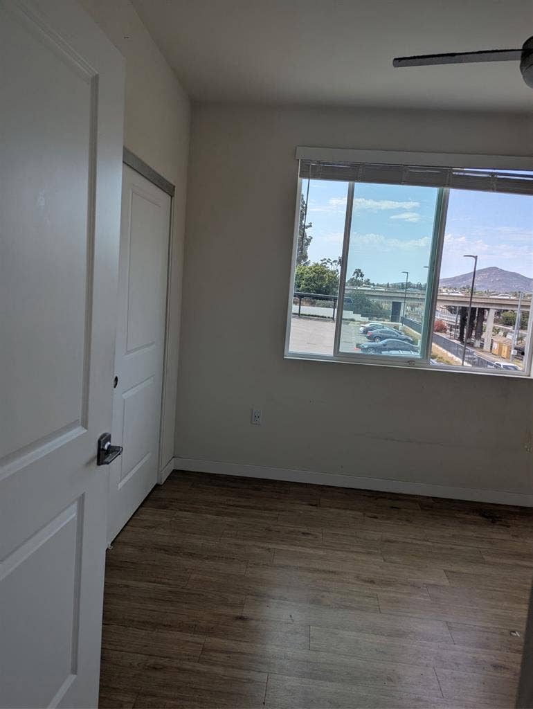La Mesa Room for rent