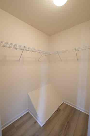Bath. All utilities incl.