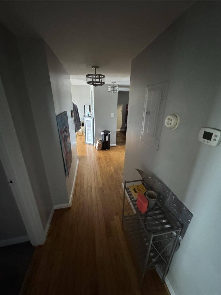 bathroom, 2 balconies