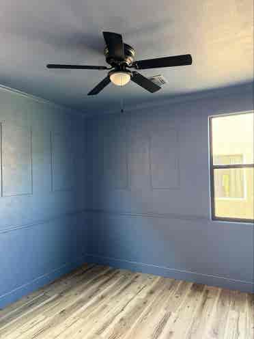 Lovely renovated room!
