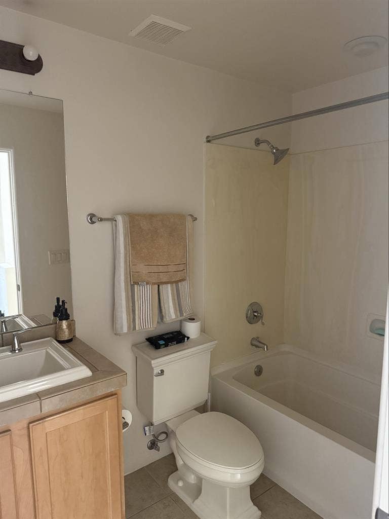 Lovely renovated room!