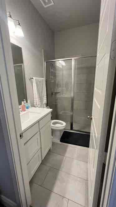 Cozy Suite w/Bath in Little Elm