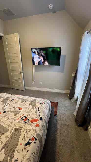 Cozy Suite w/Bath in Little Elm
