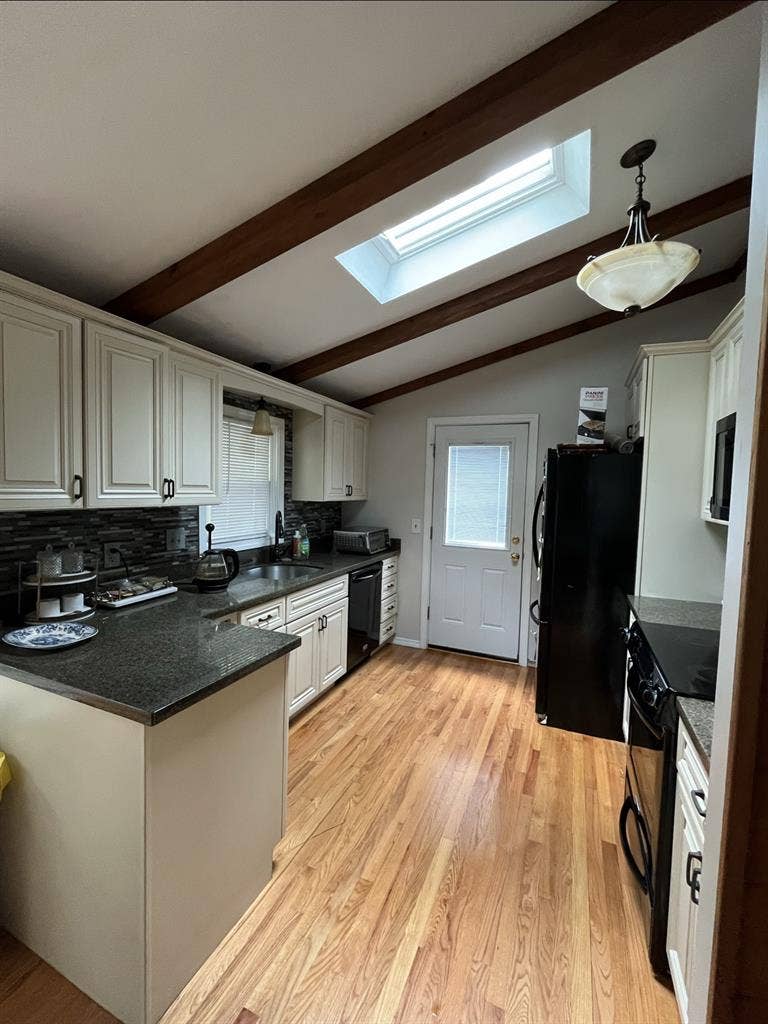 Beautiful Room for Rent, spacious