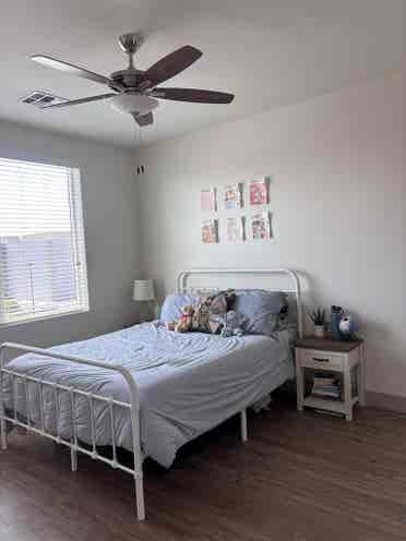 Tempe Top floor luxury Apartment