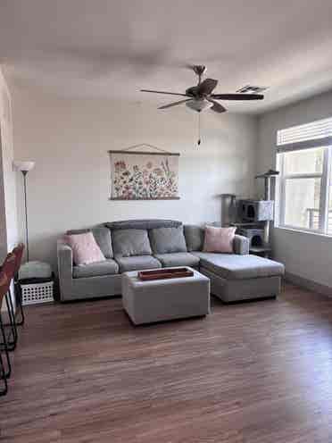 Tempe Top floor luxury Apartment