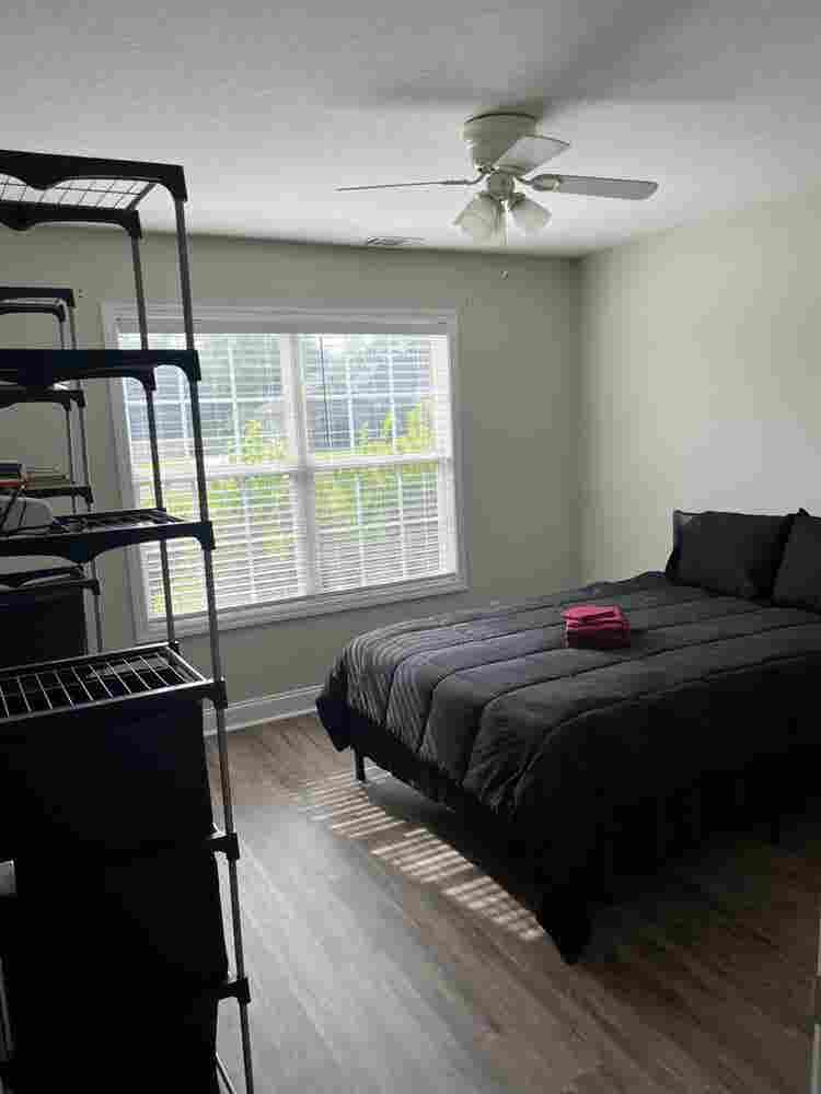 One bedroom: shared space