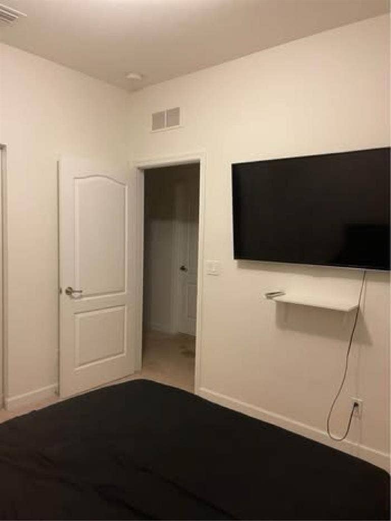 FURNISHED AND UTILITY INCLUDED