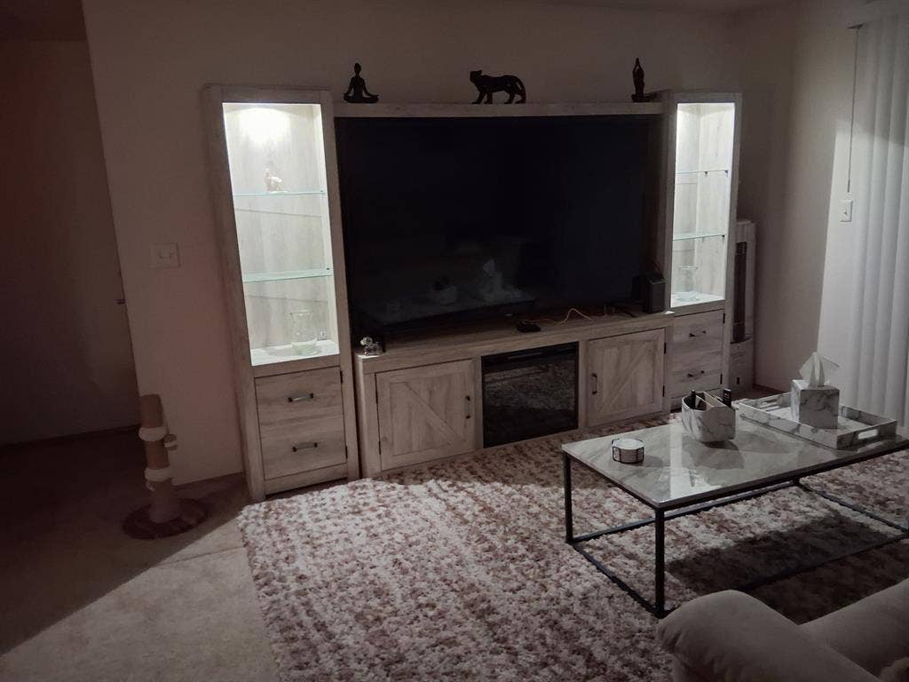 Roomate needed monthly.