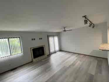 b townhouse for rentt
