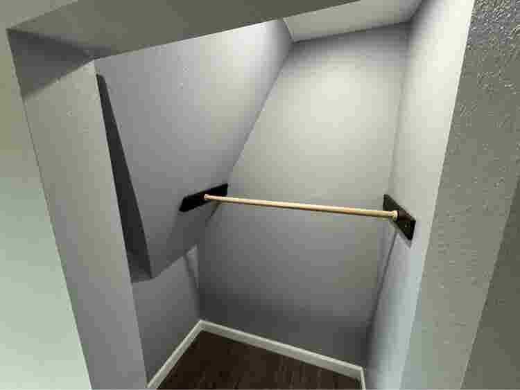 Looking for roommates for my 2 room