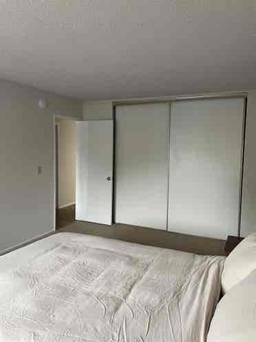 Spacious Room + Garage Parking