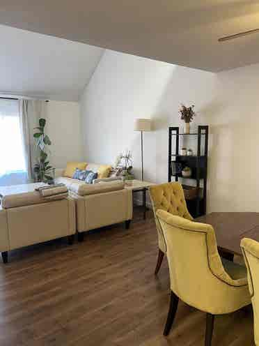 Spacious Room + Garage Parking