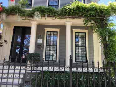 1 roommate needed