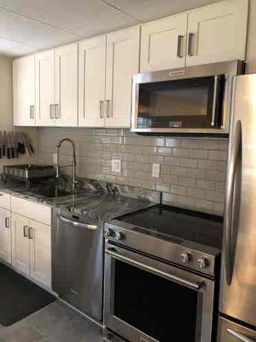 1 roommate needed