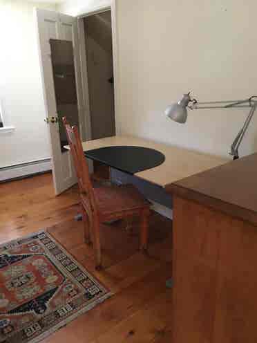 1 roommate needed
