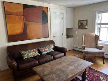 1 roommate needed
