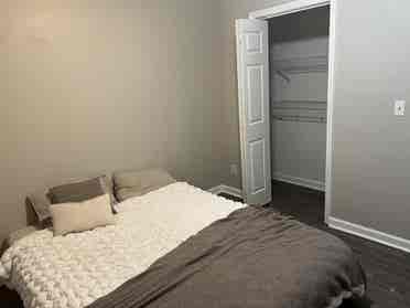 Cozy bedroom for rent